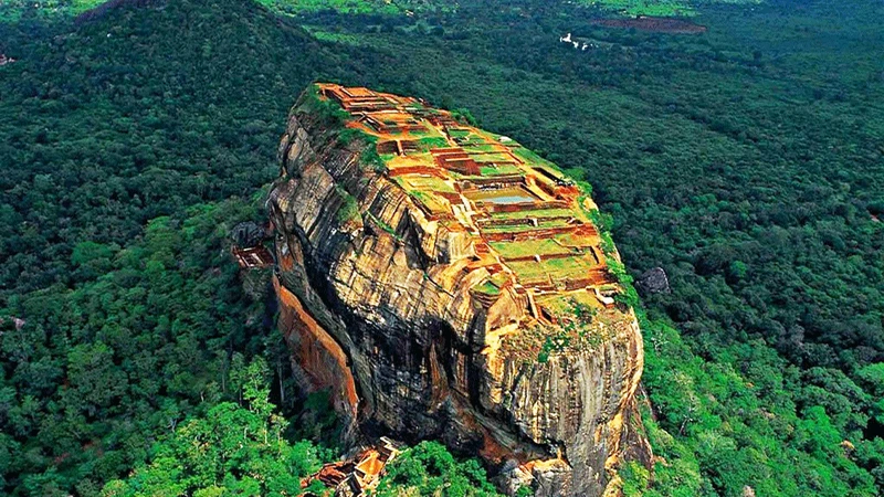 Sigiriya hike Sri Lanka tour packages